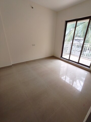 Bedroom in 1 BHK Apartment at Tycoons Daffodil, Kalyan West – for Rent