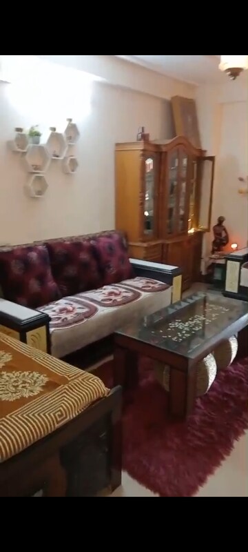 2 BHK Builder Floor For Rent in Canal Road