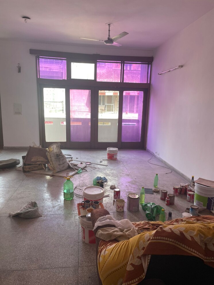 Living Room, gaur-city-2-14th-avenue 2 Bedroom 958 Sq.Ft. Apartment In Sector 16c Greater Noida Greater Noida 9057688