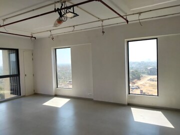 Room in  Office Space at Lodha Signet Palava, Dombivli East – for Rent