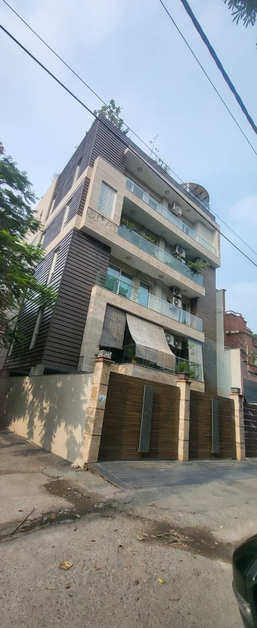 3 BHK Builder Floor For Sale in Defence Colony