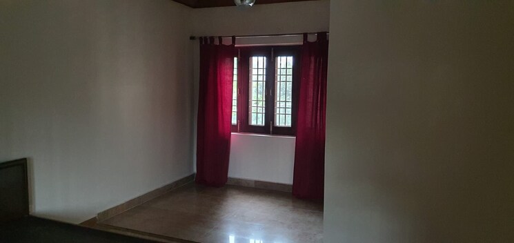 Room, defence colony 3 Bedroom 217 Sq.Yd. Builder Floor In Defence Colony Delhi 9057733