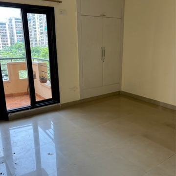Room in 3 BHK Apartment at RPS Savana, Sector 88 – for Rent