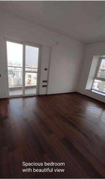 Room in 4 BHK Apartment at Rahul Arcus, Baner – for Rent