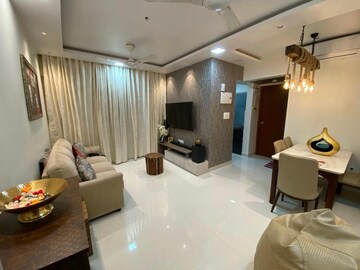 Team Area in 2 BHK Apartment at Sai Dham CHS Kandivali, Kandivali West – for Rent