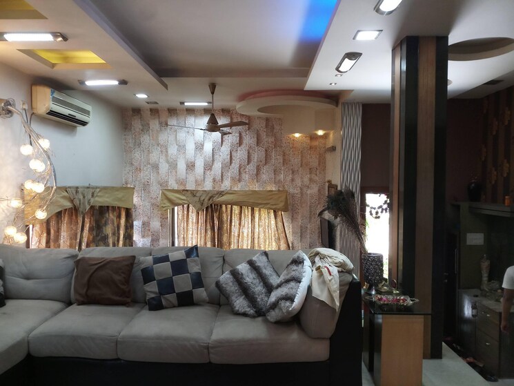 Living Room, viman nagar 4 Bedroom 4000 Sq.Ft. Independent House In Viman Nagar Pune 9057847