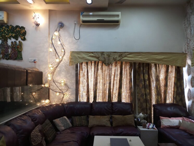 Living Room, viman nagar 4 Bedroom 4000 Sq.Ft. Independent House In Viman Nagar Pune 9057847