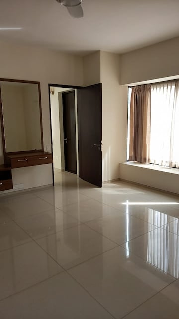 Room in 4 BHK Villa at Brigade Orchards, Devanahalli – for Rent
