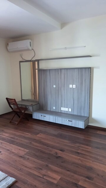 Room in 4 BHK Villa at Brigade Orchards, Devanahalli – for Rent