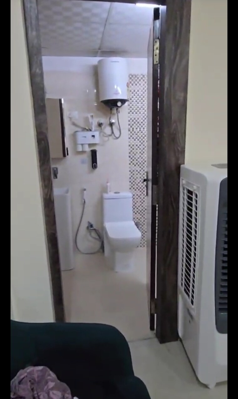 Bathroom, windsor-paradise-2 3 Bedroom 888 Sq.Ft. Apartment In Raj Nagar Extension Ghaziabad 9057959