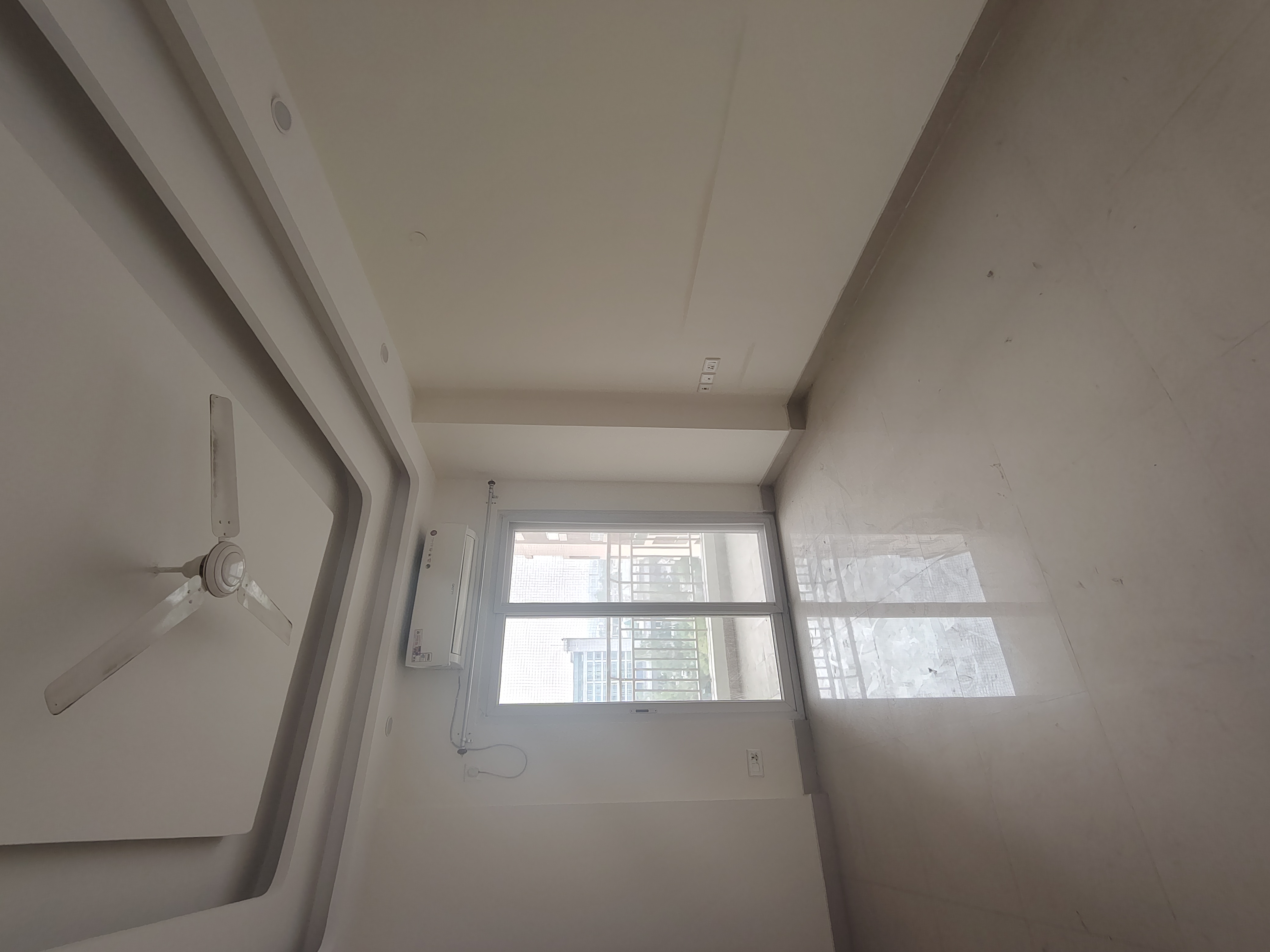 4 BHK + Servant Room Apartment For Sale in Ramprastha Platinum Heigh