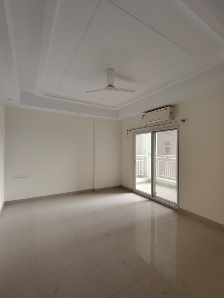 Room, ramprastha greens 4 Bedroom 2270 Sq.Ft. Apartment In Ramprastha Greens Ghaziabad 9057936