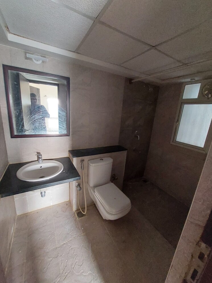 Bathroom, salarpuria-sattva-aspire 3 Bedroom 1920 Sq.Ft. Apartment In Hennur Road Bangalore 9057928