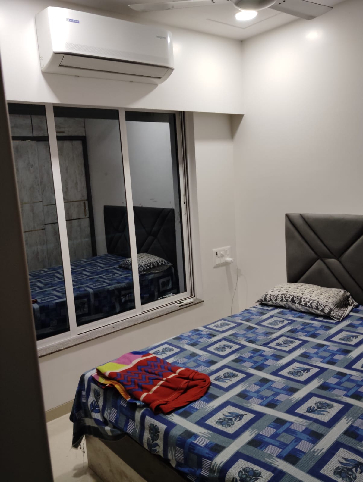 1 BHK + Extra Room 440 Sq.Ft. Apartment in Royal Oasis