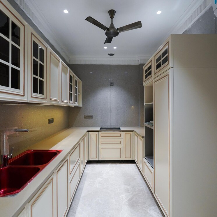 Kitchen, jor bagh 4 Bedroom 375 Sq.Yd. Builder Floor In Jor Bagh Delhi 9057937