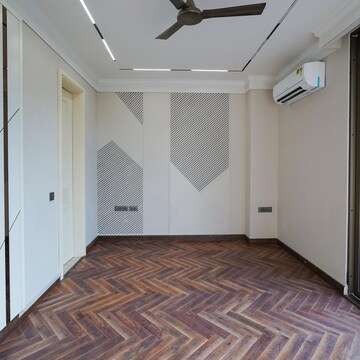 Bedroom in 4 BHK Builder Floor at Jor Bagh – for Sale