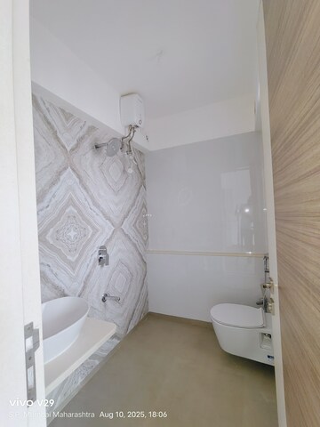 Master Bedroom in 2 BHK Apartment at Chandak Cornerstone, Worli – for Rent