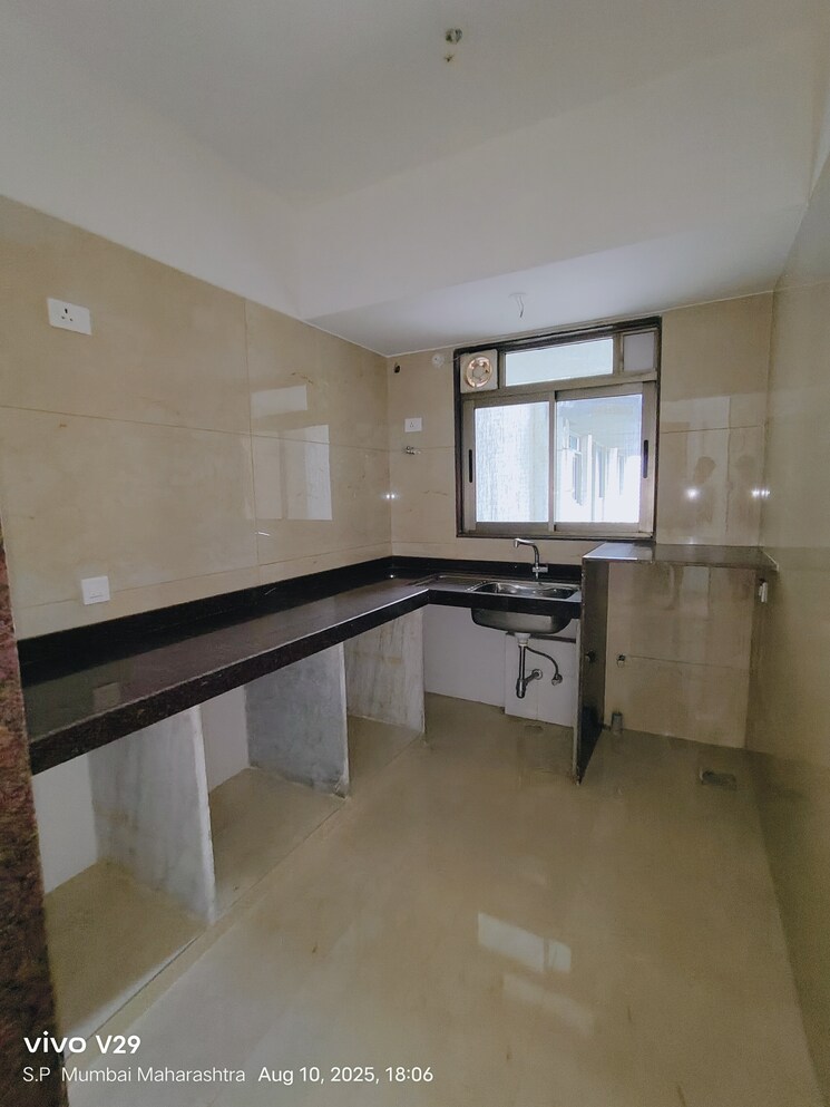 Kitchen, chandak-cornerstone 2 Bedroom 584 Sq.Ft. Apartment In Worli Mumbai 9057982