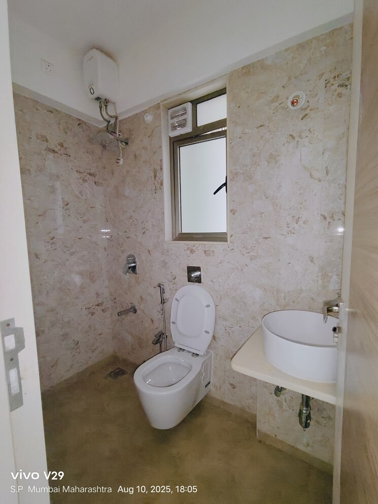 Bathroom, chandak-cornerstone 2 Bedroom 584 Sq.Ft. Apartment In Worli Mumbai 9057982