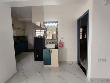 Team Area in 3 BHK Apartment at Ramamurthy Nagar – for Rent