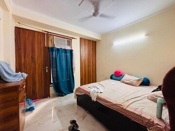 Bedroom in 1 BHK Builder Floor at Saket – for Rent