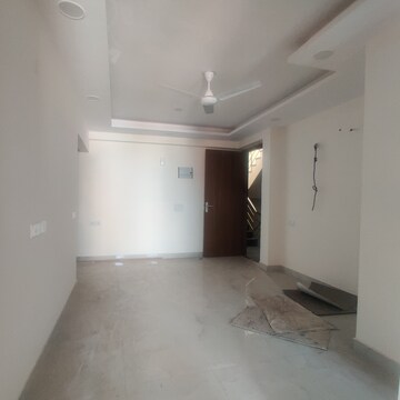 Living Room in 2 BHK Builder Floor at Chattarpur – for Rent