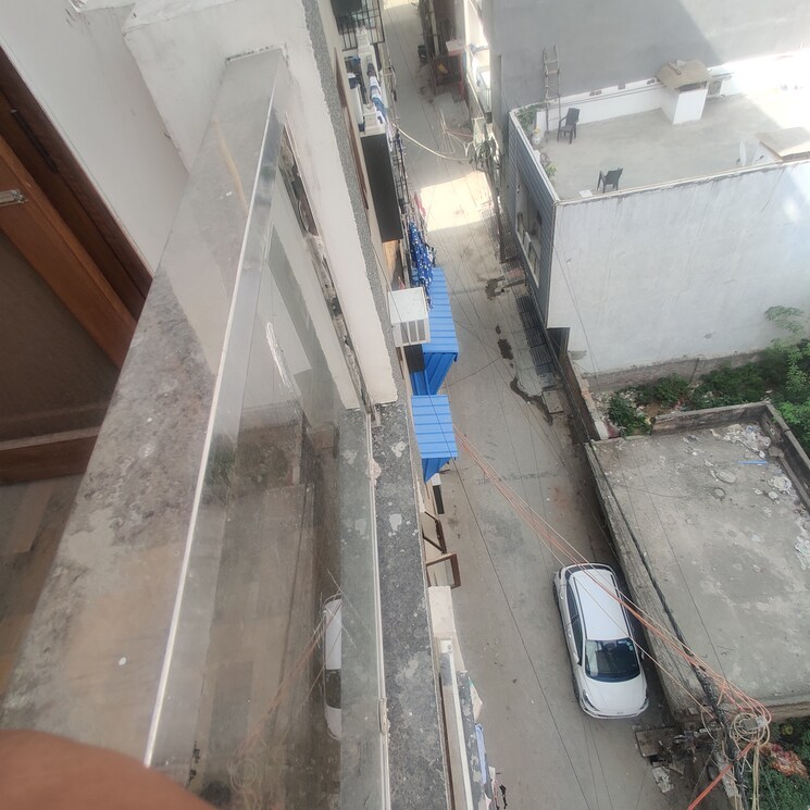 Balcony, chattarpur 2 Bedroom 85 Sq.Yd. Builder Floor In Chattarpur Delhi 9057980