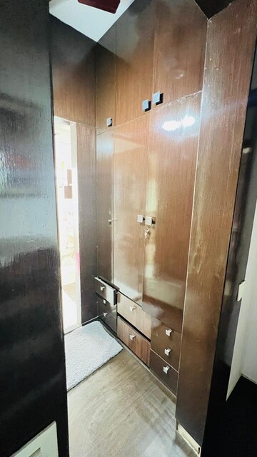 Furnished Amenities in 3.5 BHK Apartment at BPTP Freedom Park Life, Sector 57 – for Rent