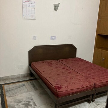 Bedroom in 1 BHK Independent House at Basera Apartments Sector 49, Baraula – for Rent