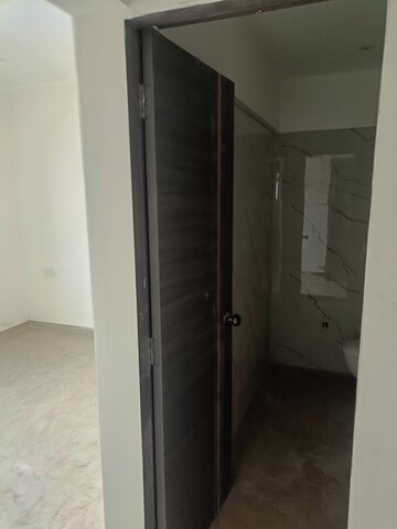 Building Lobby in 2 BHK Apartment at Sandhya Eve Horizon, Kandivali West – for Sale