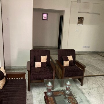 Team Area in 1 BHK Independent House at Basera Apartments Sector 49, Baraula – for Rent