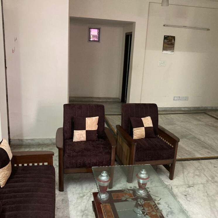 Team Area, basera-apartments-sector-49 1 Bedroom 350 Sq.Mt. Independent House In Baraula Noida 9058093