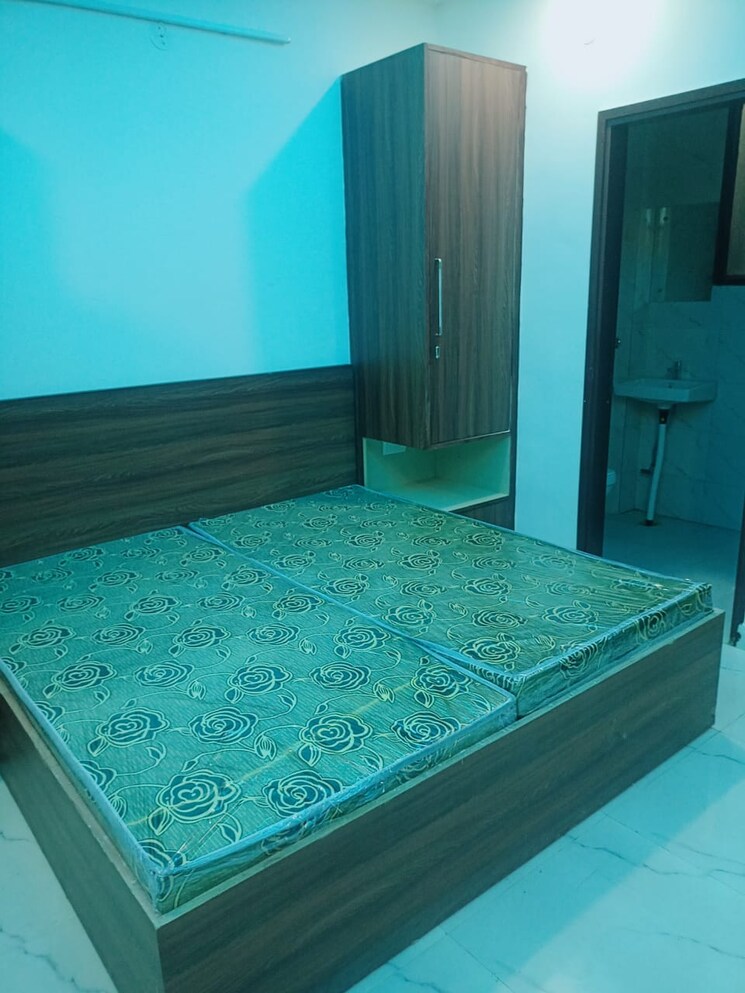 Bedroom, unitech-south-city-1 1 RK 280 Sq.Ft. Builder Floor In South City 1 Gurgaon 9058092