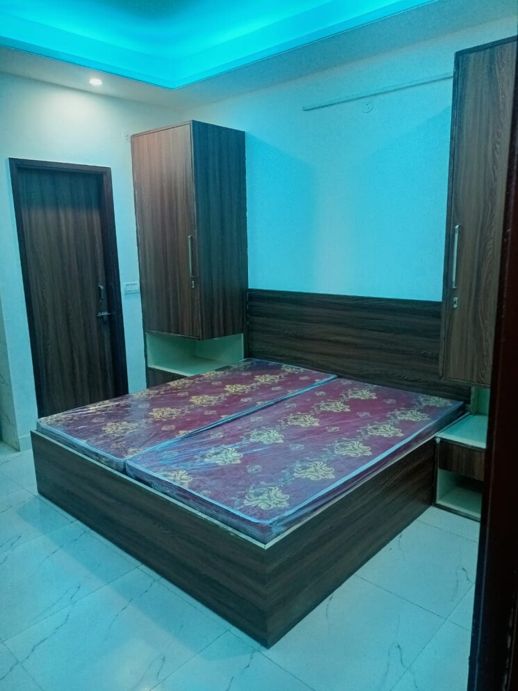 Bedroom, unitech-south-city-1 1 RK 280 Sq.Ft. Builder Floor In South City 1 Gurgaon 9058092