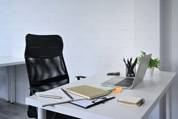  Office Space For Rent in Vasant Vihar