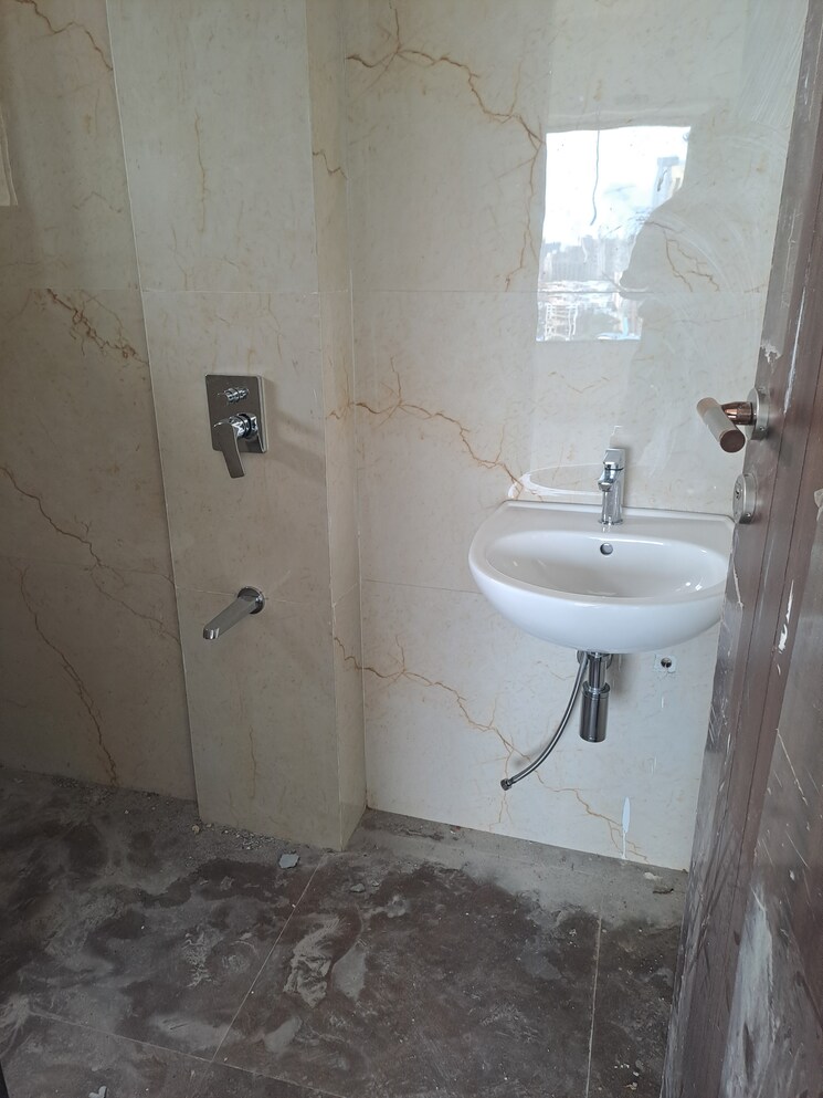 Bathroom, charkop-kshitij-chs 1 Bedroom 471 Sq.Ft. Apartment In Kandivali West Mumbai 9058106