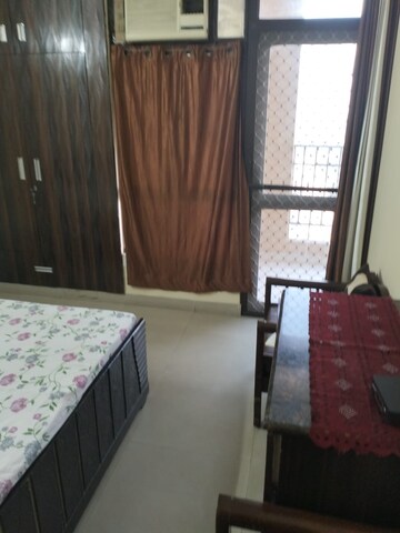 Furnished Amenities in 2 BHK Apartment at SG Oasis, Vasundhara Sector 2b – for Sale