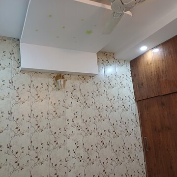 Room in 3 BHK Apartment at Maxxus Elanza, Nagla Road – for Rent