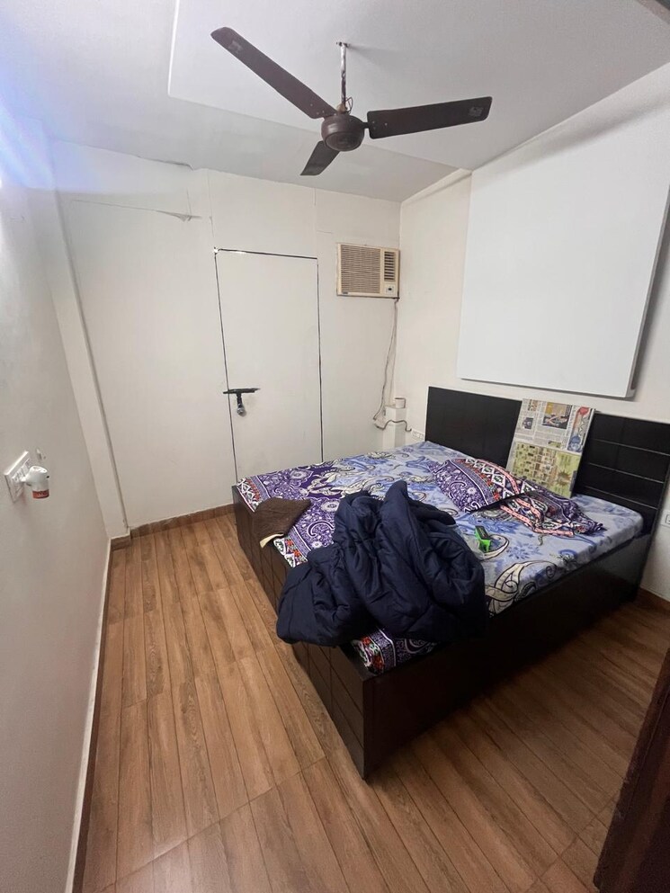 Bedroom, paschim vihar 2 Bedroom 740 Sq.Ft. Builder Floor In Paschim Vihar Delhi 9058151