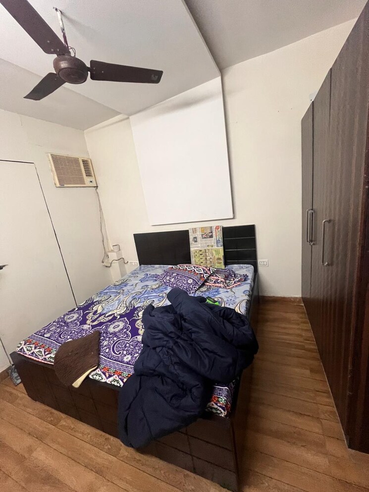 Bedroom, paschim vihar 2 Bedroom 740 Sq.Ft. Builder Floor In Paschim Vihar Delhi 9058151