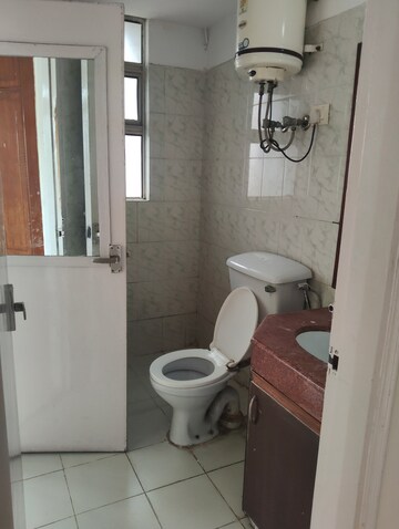 Bathroom in 2 BHK Apartment at Ansal Sushant Estate, Sector 52 – for Rent