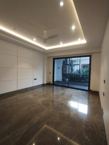Balcony in 4 BHK Builder Floor at Ansal Sushant Lok I, Sector 43 – for Rent