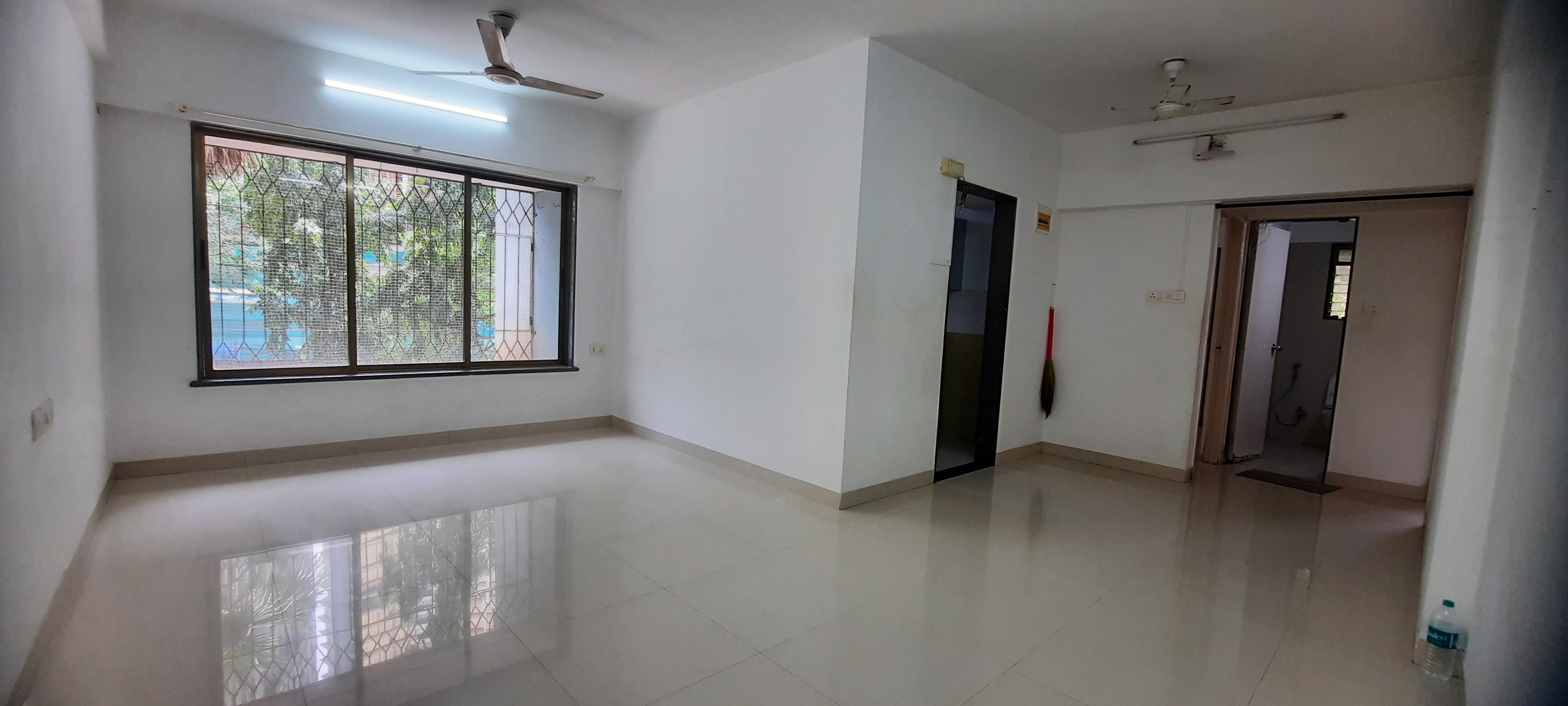 2 BHK Apartment For Sale in Palash Towers