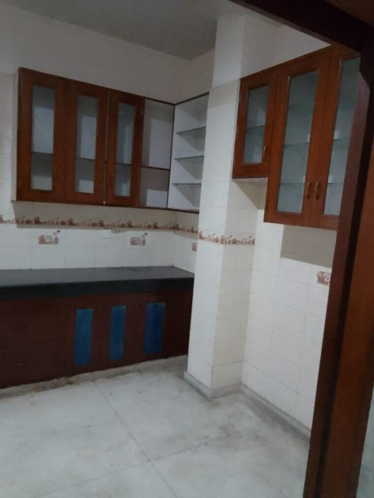 Kitchen, amar colony 2 Bedroom 100 Sq.Yd. Builder Floor In Amar Colony Delhi 9058207