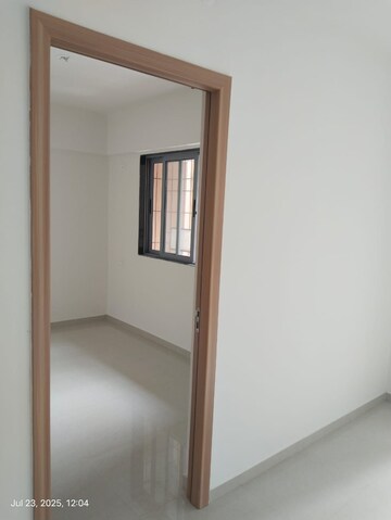 Room in 2 BHK Apartment at Lodha Panacea 1, Dombivli East – for Sale