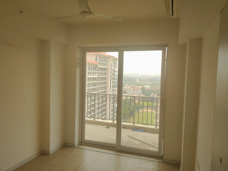 Room, dlf-the-skycourt 3 Bedroom 1931 Sq.Ft. Apartment In Sector 86 Gurgaon 9058218