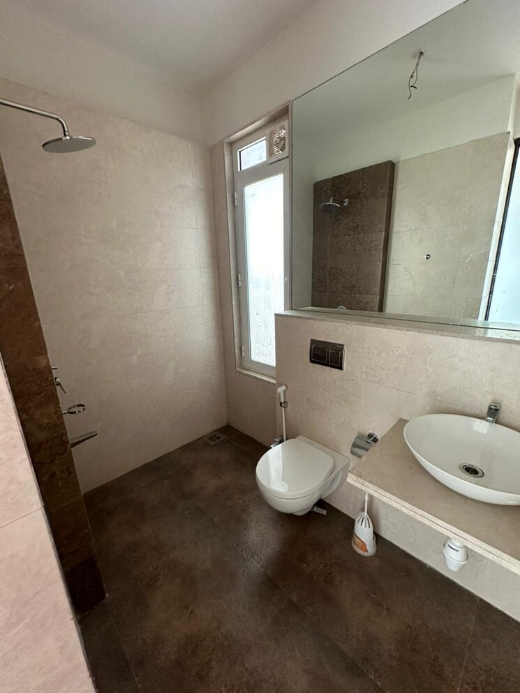 Bathroom, omkar-alta-monte 3.5 Bedroom 2380 Sq.Ft. Apartment In Malad East Mumbai 9058228