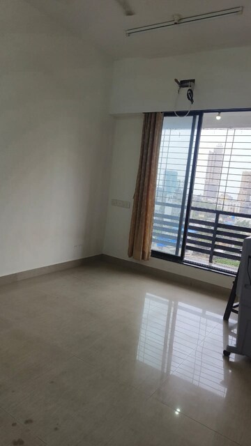 Room in 2 BHK Apartment at Dadar West – for Rent