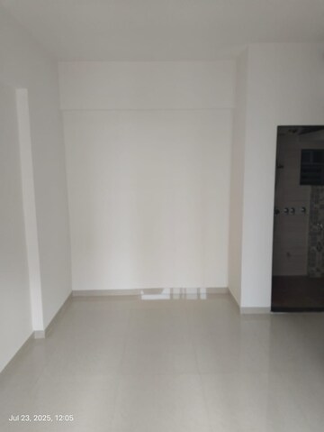 Room in 1 BHK Apartment at Lodha Panacea 1, Dombivli East – for Rent