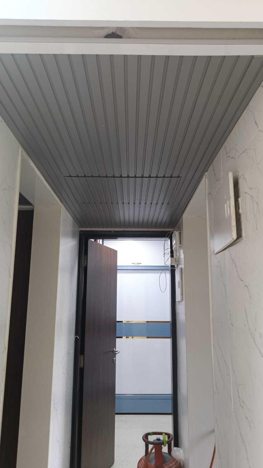 2 BHK Apartment For Sale in Gurukrupa Marina Enclave